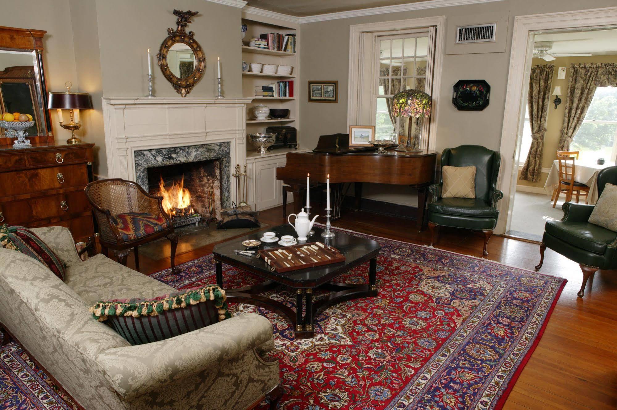 Cameron Estate 5* Mount Joy